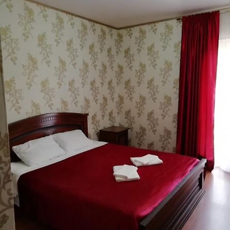 Mini-Hotel Yanson 2 Gagra Exteriér fotografie